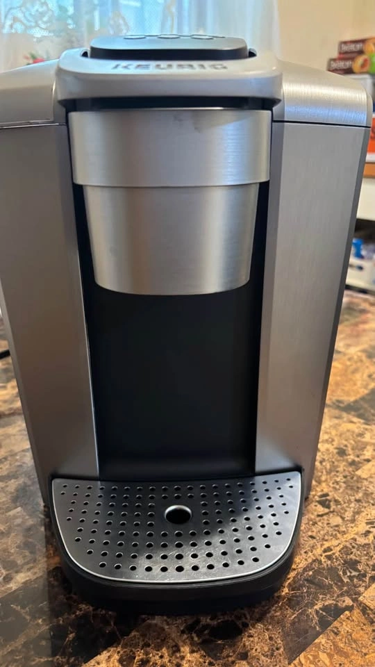 KEURIG KELITE K90 SINGLE POD COFFEE MAKER - photo 3