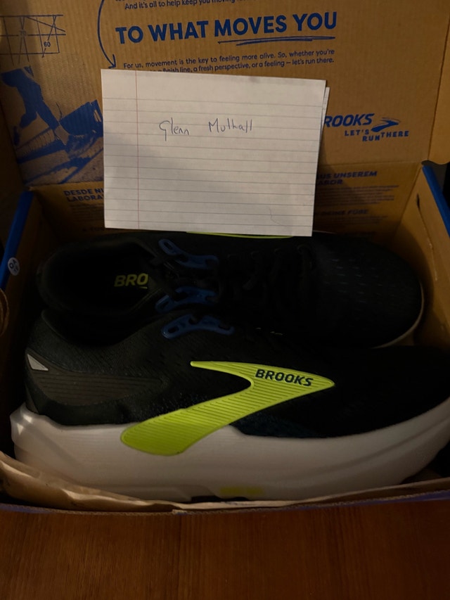 Brooks Ghost Max 3 Men’s size 10 - photo 2