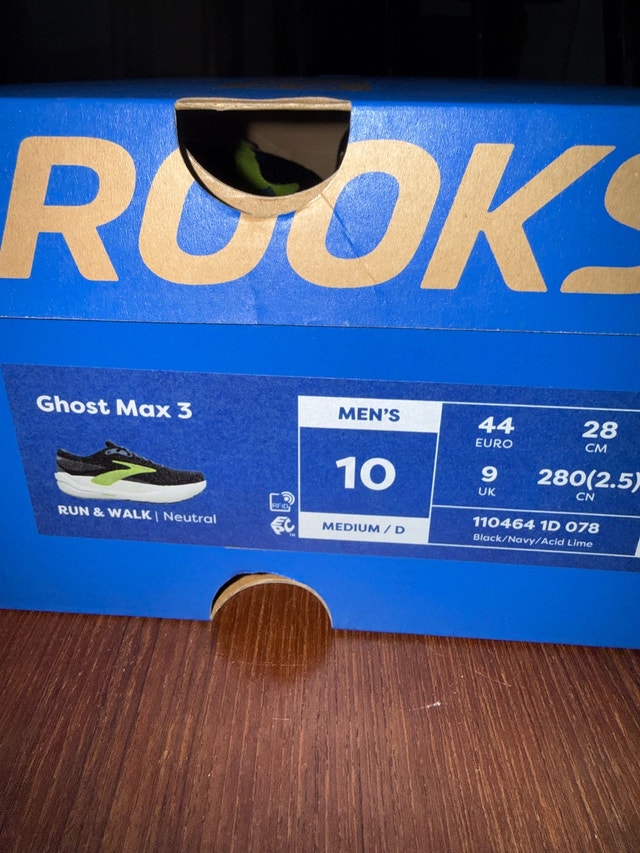 Brooks Ghost Max 3 Men’s size 10 - photo 3