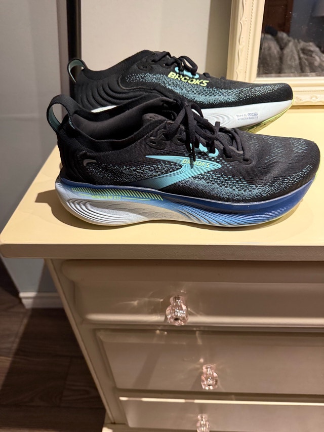 Brooks Adrenaline GTS 25- Men’s size 10 - photo 2