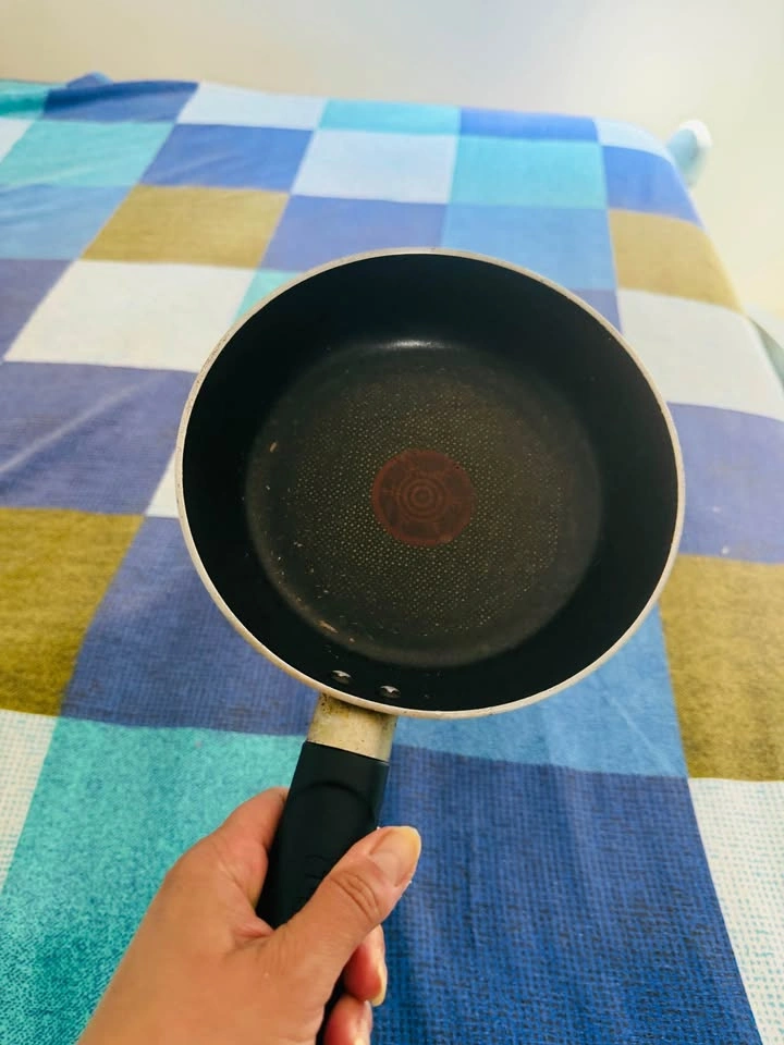 Set of 2 cooking pans - excellent condition - photo 5