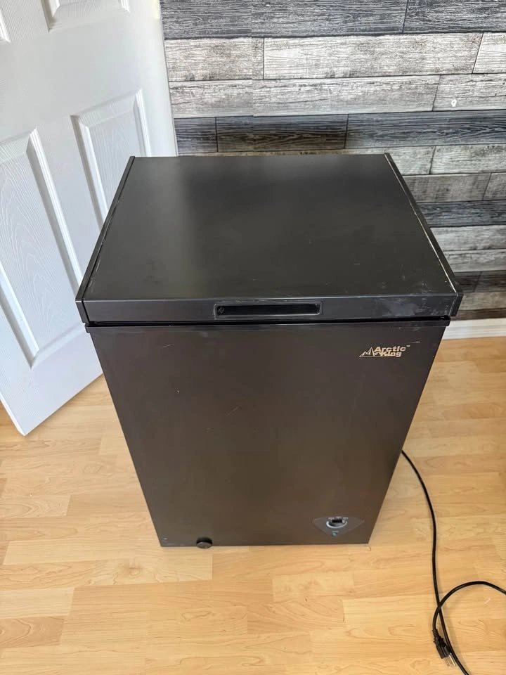 Arctic king chest freezer - photo 2