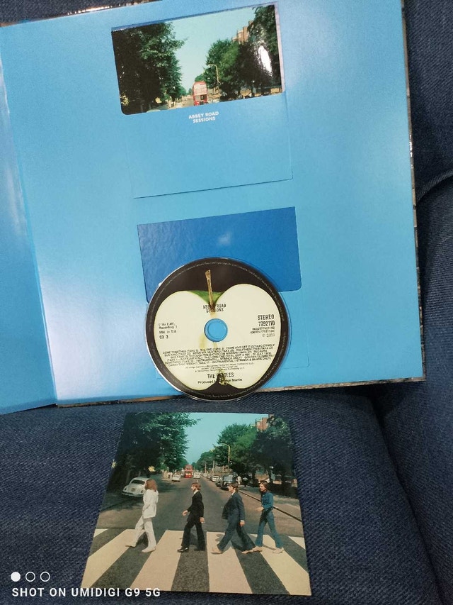 The Beatles Abbey Road Super Deluxe Edition - photo 3