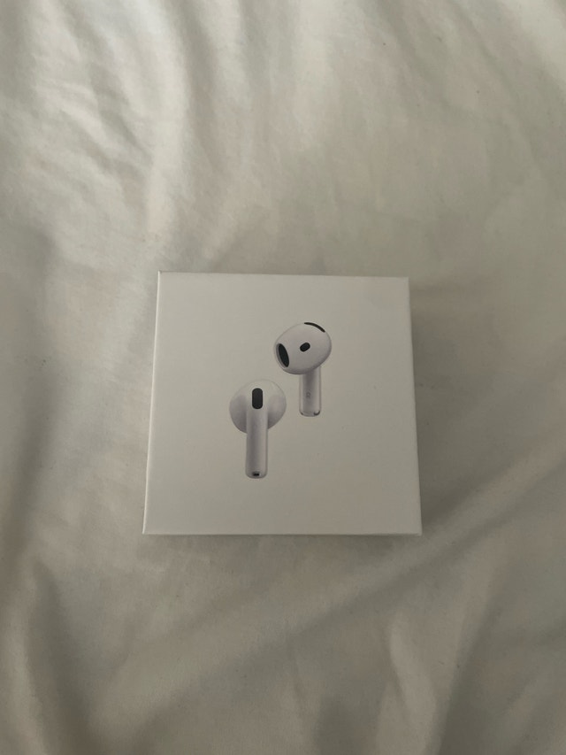 Airpods 4 ANC