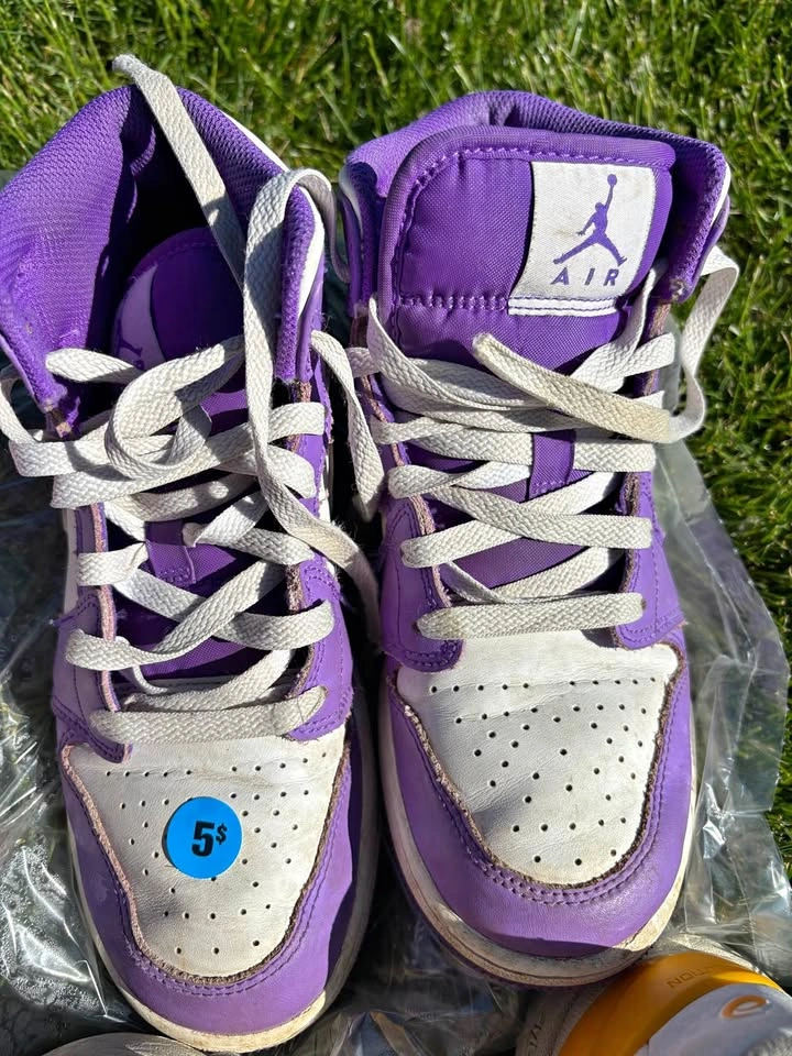 Girls Purple Nike Air Jordans Size 5 Youth