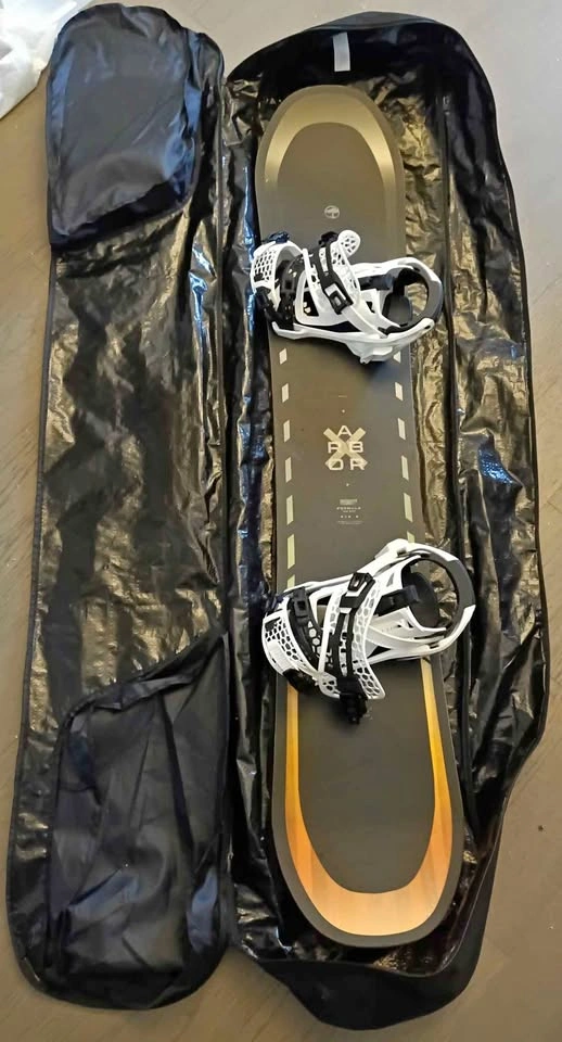 Like New - Snowboard Set (Arbor Formula + Nidecker Supermatic +