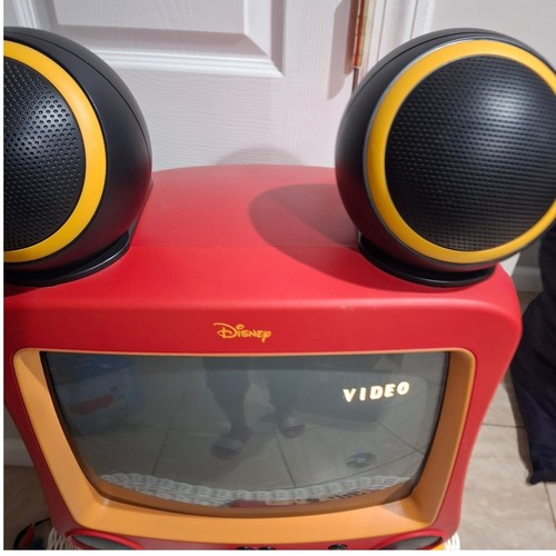 Disney Mickey Mouse 13" CRT TV Red with Ear Speakers W/Remote - photo 2