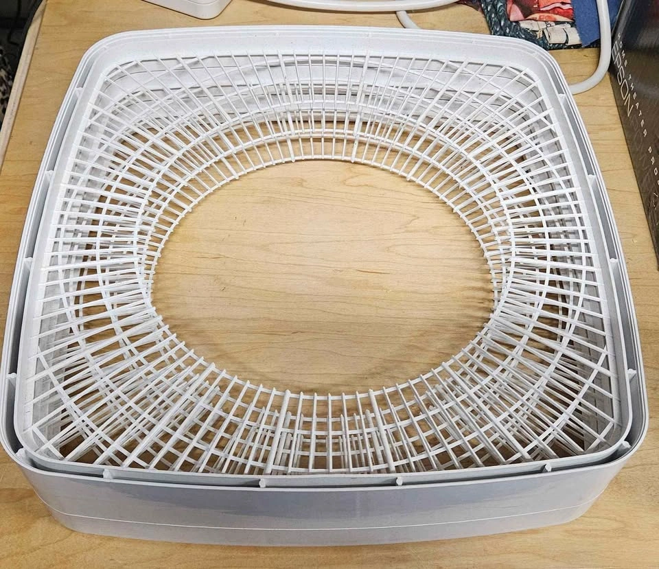 Nesco FD-80 Square Food Dehydrator Extra Trays - photo 4