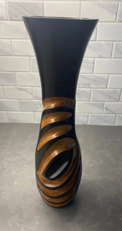 Hand-Carved Two-Tone Wooden Vase - photo 4
