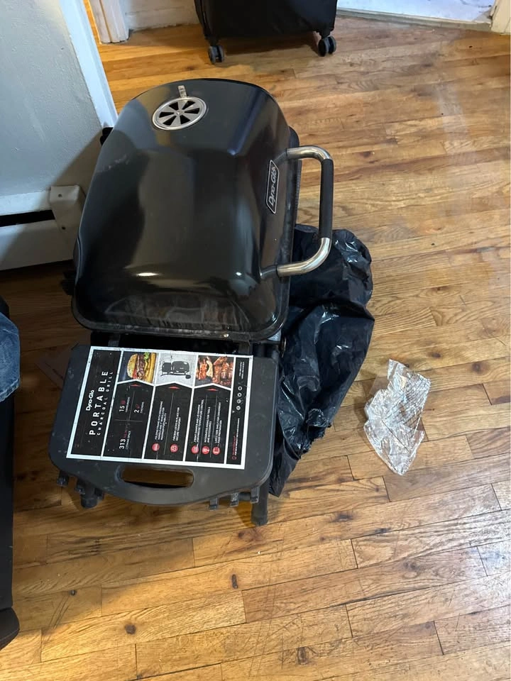 Dyna-Glo Portable Charcoal Grill - photo 2