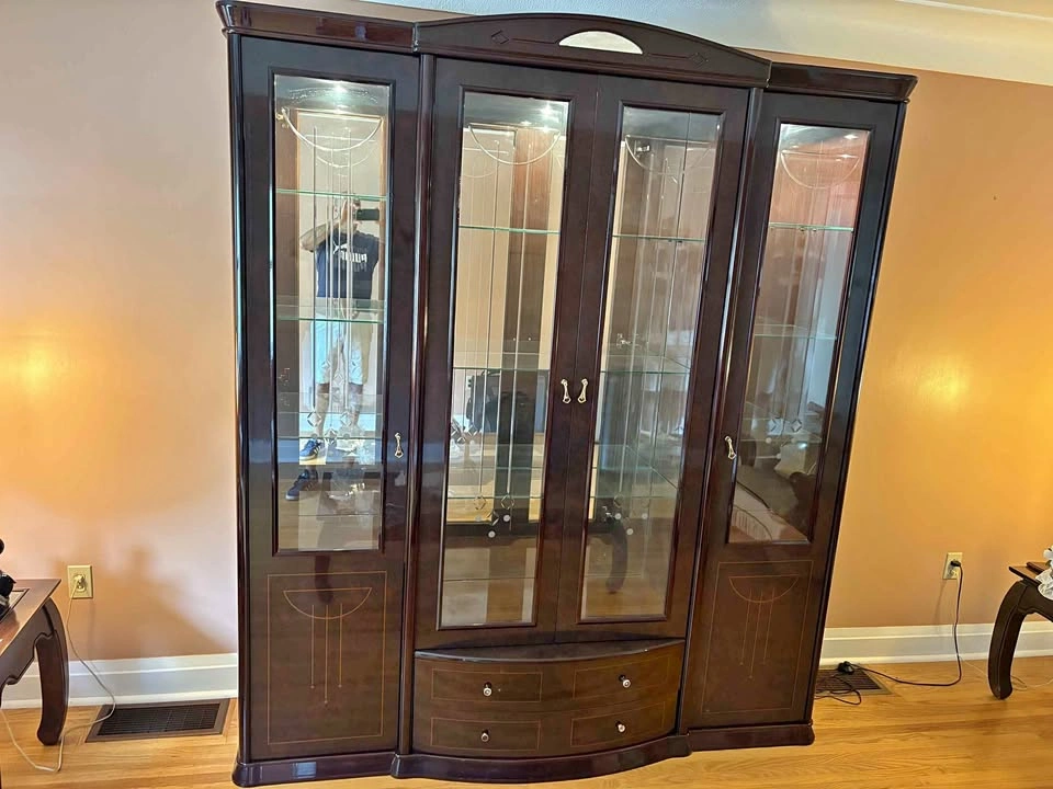 Mahogany Wood Hutch