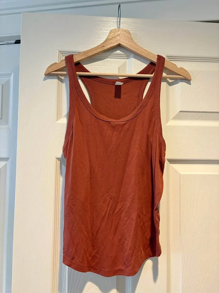 Old Navy Orange Tank thumbnail