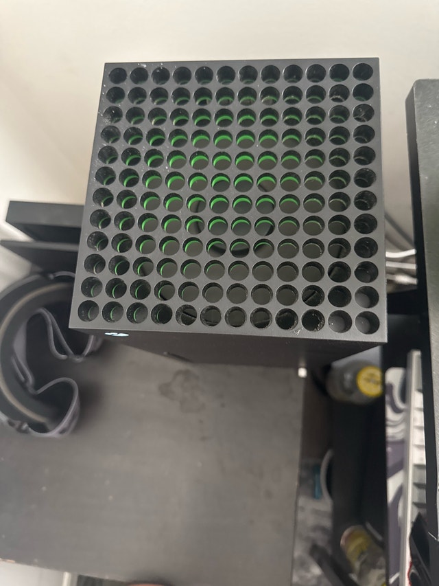 Xbox Series X with two controllers - photo 2
