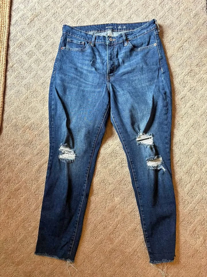 Old Navy Distressed Straight Jeans thumbnail