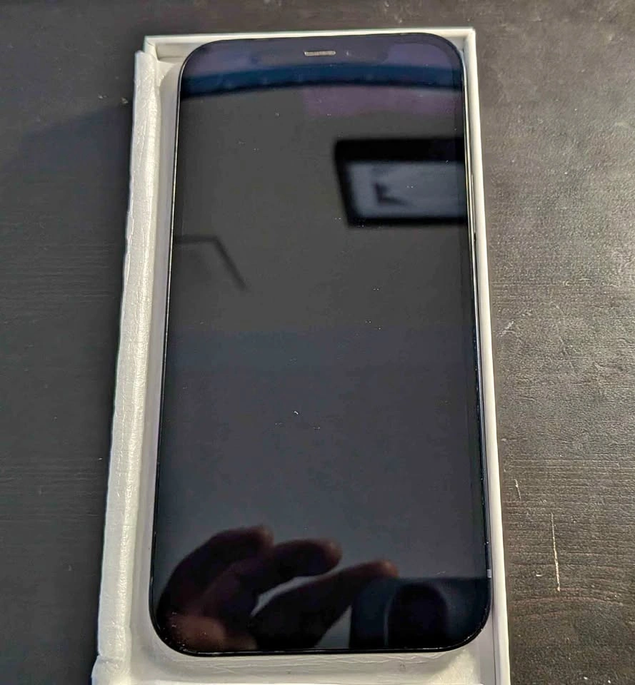 Apple iPhone 12 Black 64GB