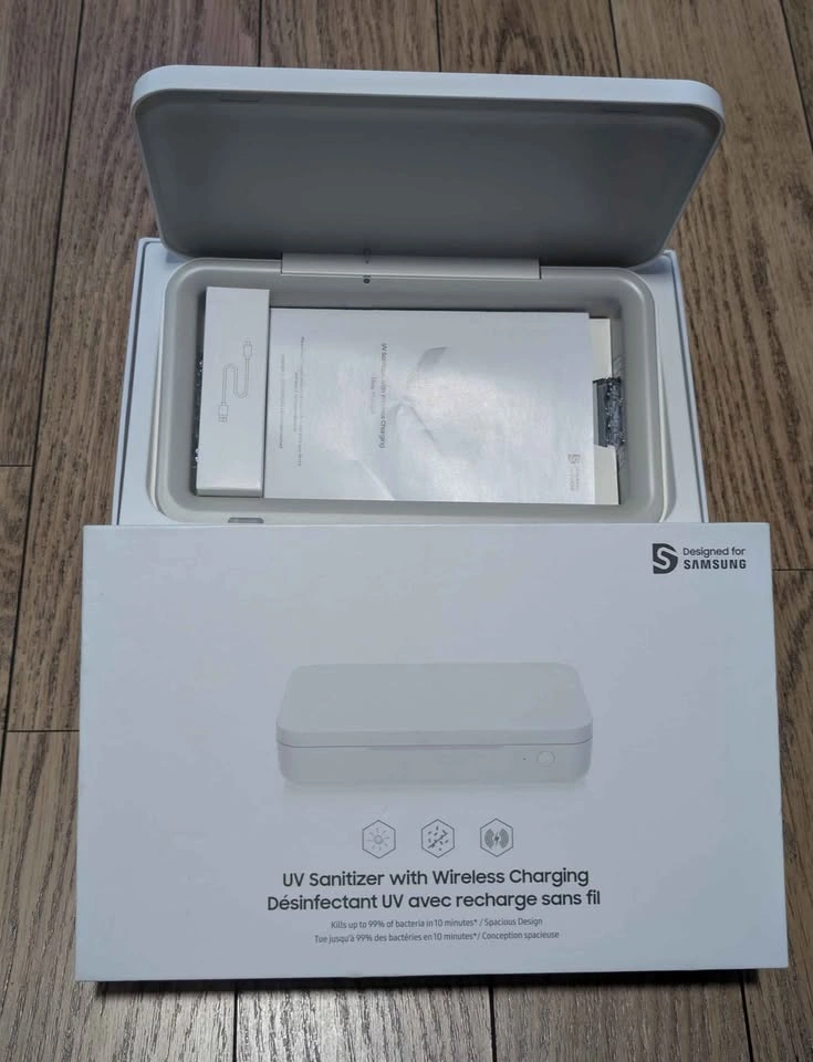Samsung UV Sanitizer Box with 10W Wireless Phone Charger - photo 3