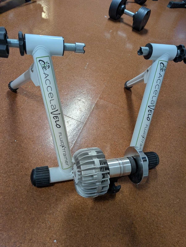 indoor bicycle fluid trainer - photo 3
