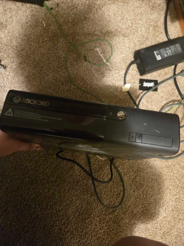 Xbox 360 - price obo - need gone asap