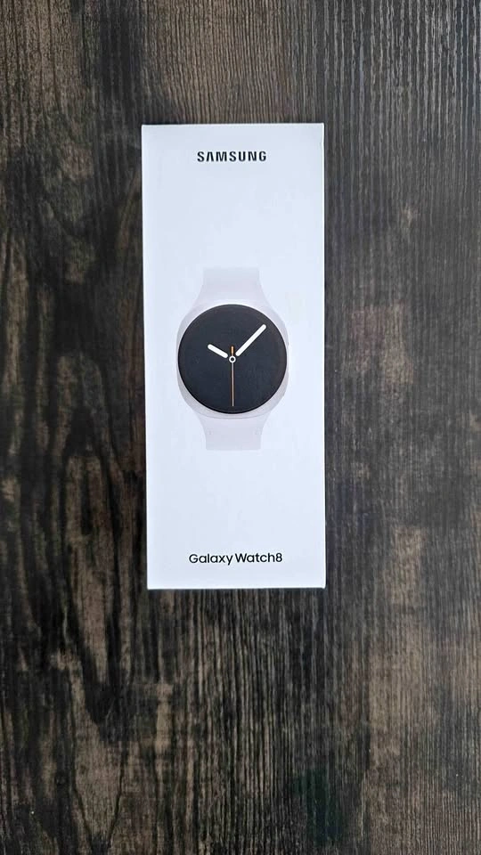Samsung Galaxy Watch8 BNIB