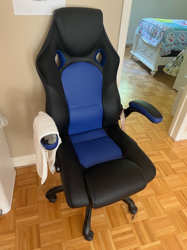 Gaming chair