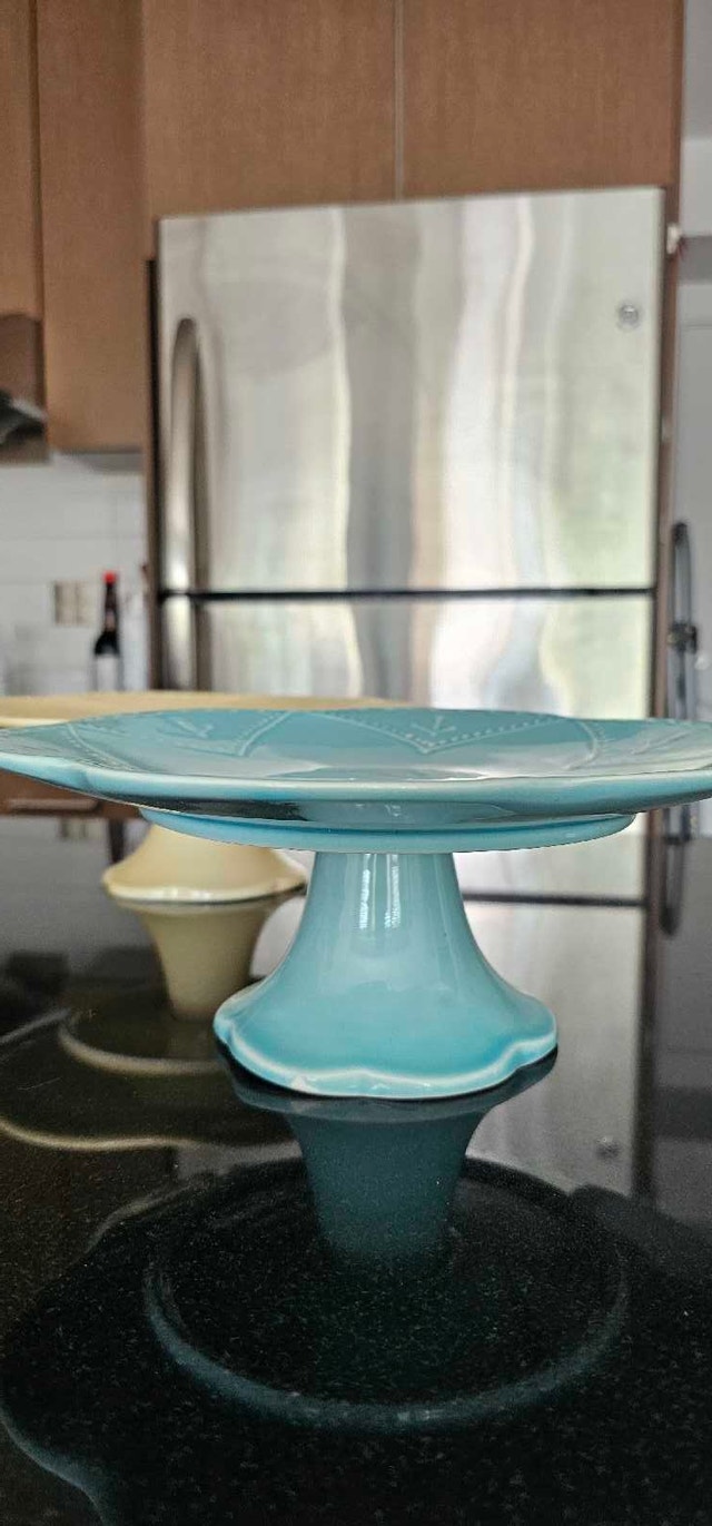 Ceramic Cake Stands - one pair - photo 2