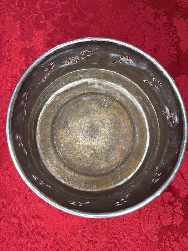 Viking Plate Silver Plate on Copper Footed Bowl - photo 5