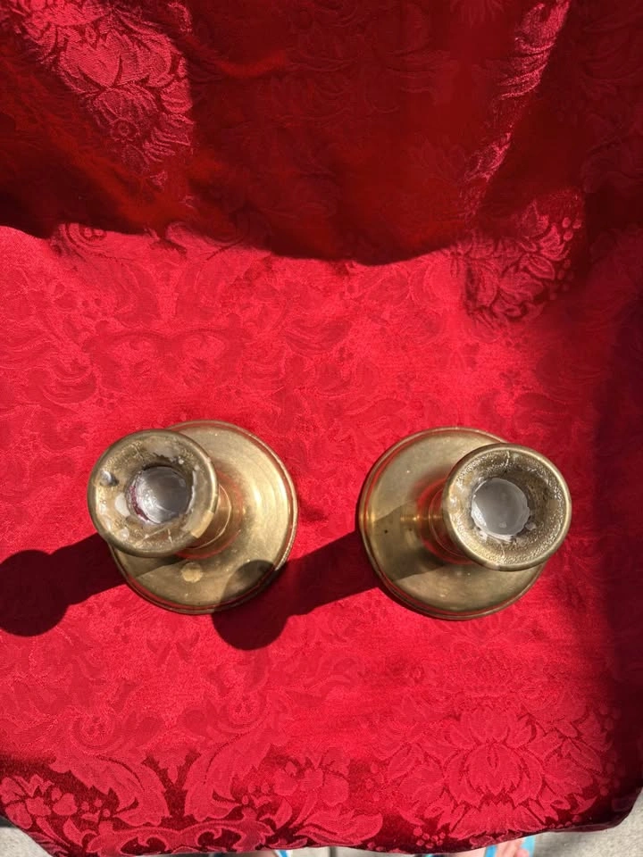 Old Country Design Brass Candlestick Holders - photo 4