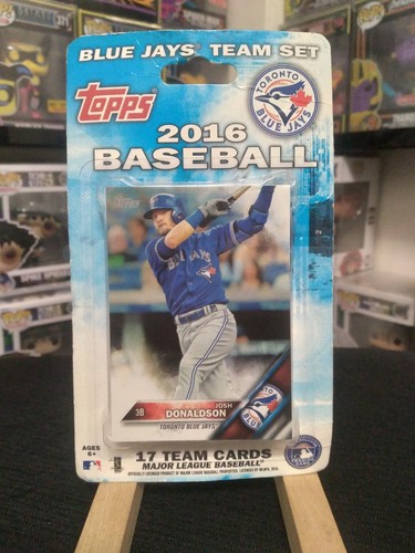 2016 Topps MLB 17 Card Team Blister Pack (Toronto Blue Jays)