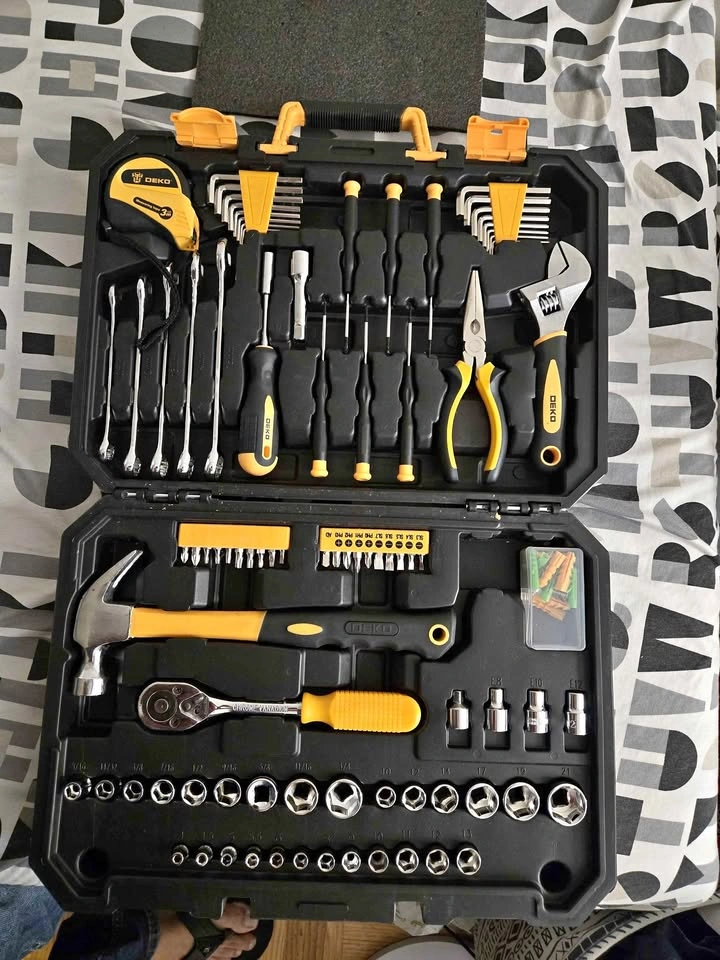 DEKO 128 Pieces Tool Set