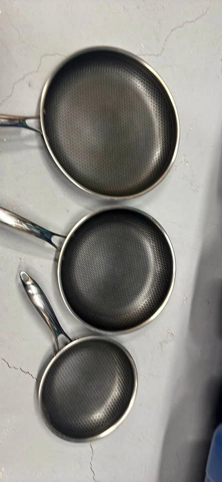 HexClad Hybrid Non-Stick Frying Pan Set