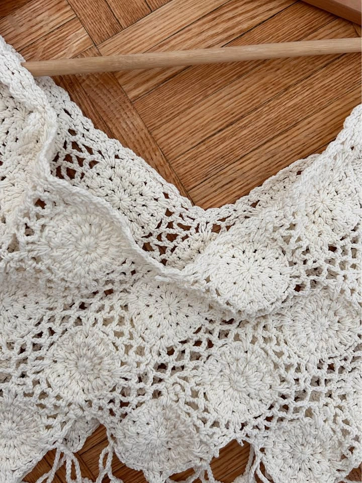 Crochet crop top - photo 2