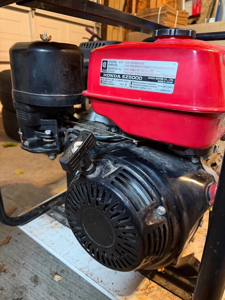 Honda EZ 5000 Generator - photo 3