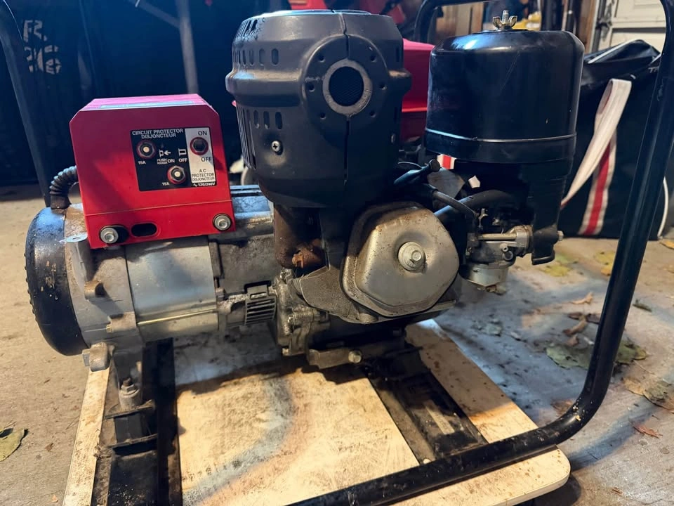 Honda EZ 5000 Generator - photo 5