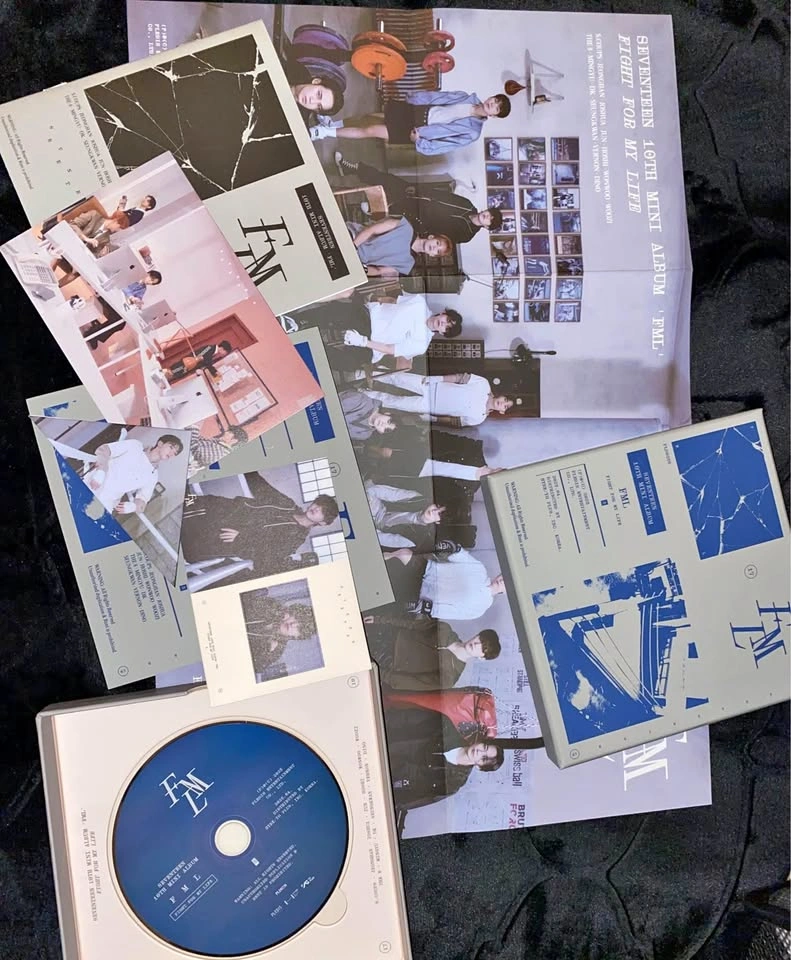 Kpop - Seventeen FML V3 Album - Joshua and Mingyu
