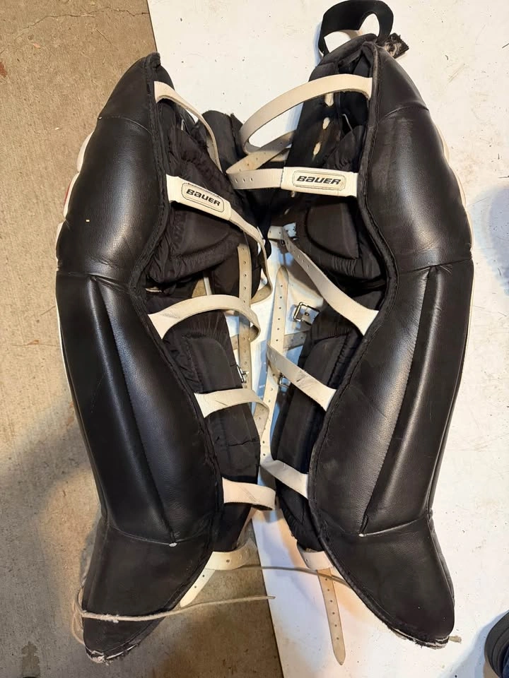 Bauer Supreme Goalie Pads - photo 2