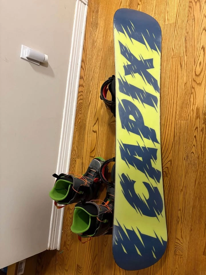 Junior Snowboard & Boots - photo 5
