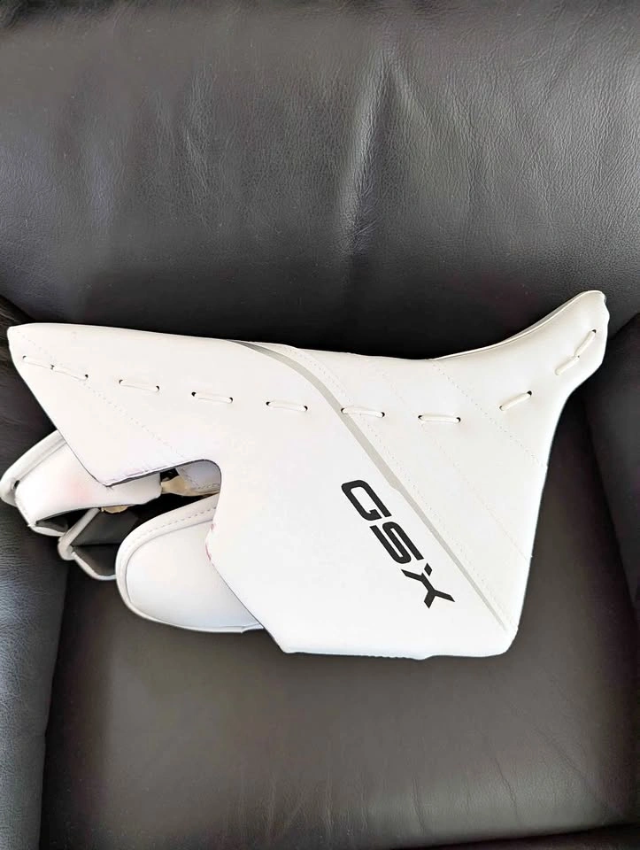 BAUER GSX SR Hockey Goalie Blocker & Glove