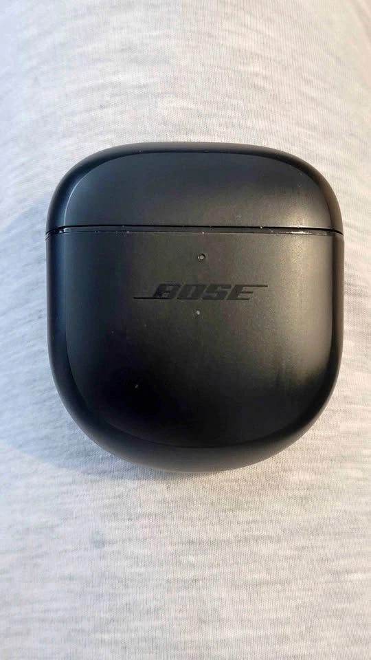 Bose Quietcomfort 2 Earbud Charging Case