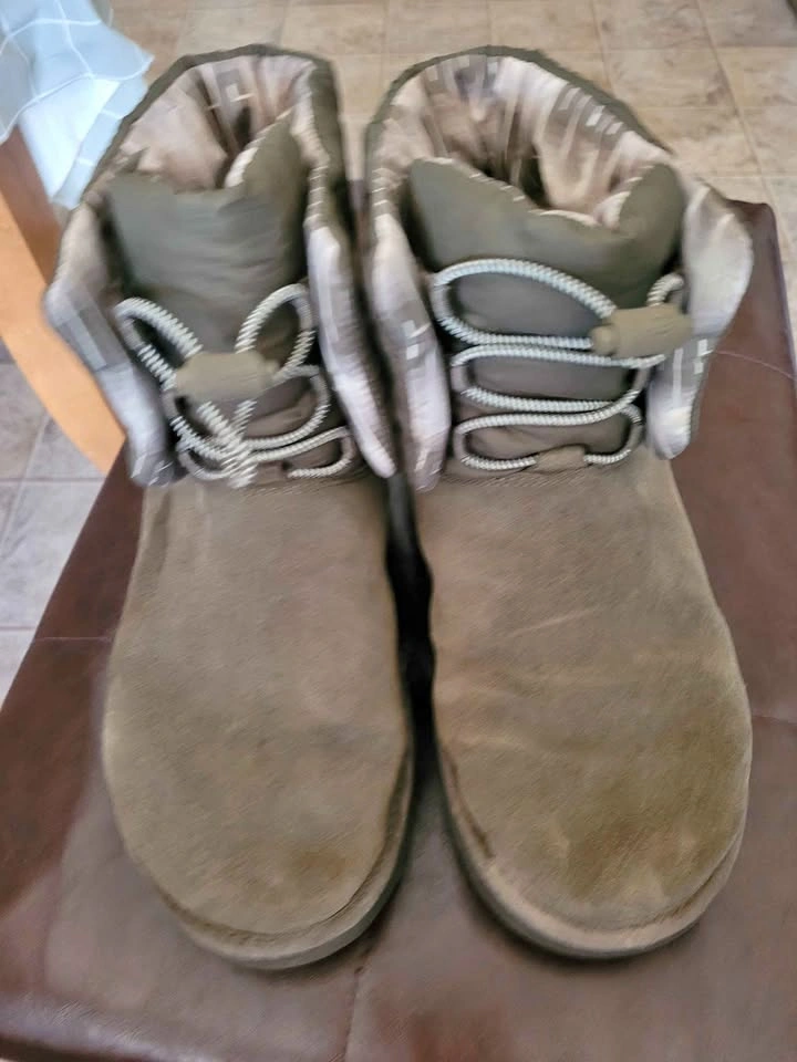Ugg boots size 7