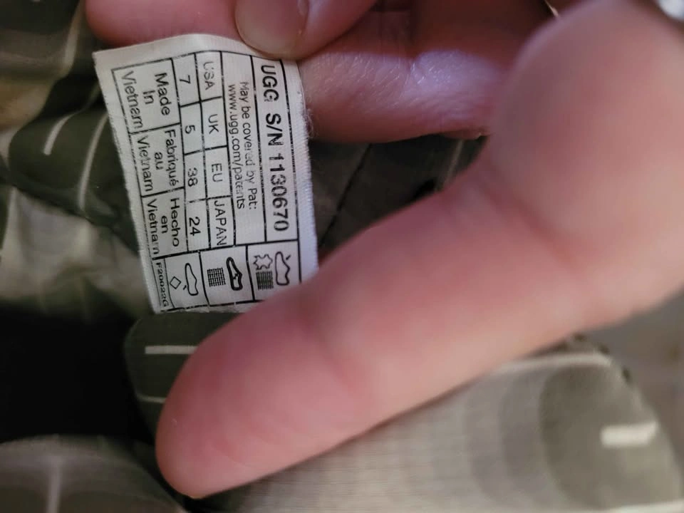 Ugg boots size 7 - photo 4