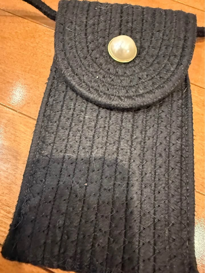 Black Woven Crossbody Phone Pouch with Pearl Detail - photo 2