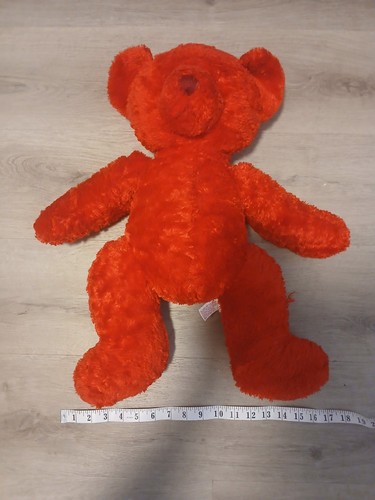 Russ Berrie Ruby Red Plush Teddy Bear 'SCARLET' 20 Inches