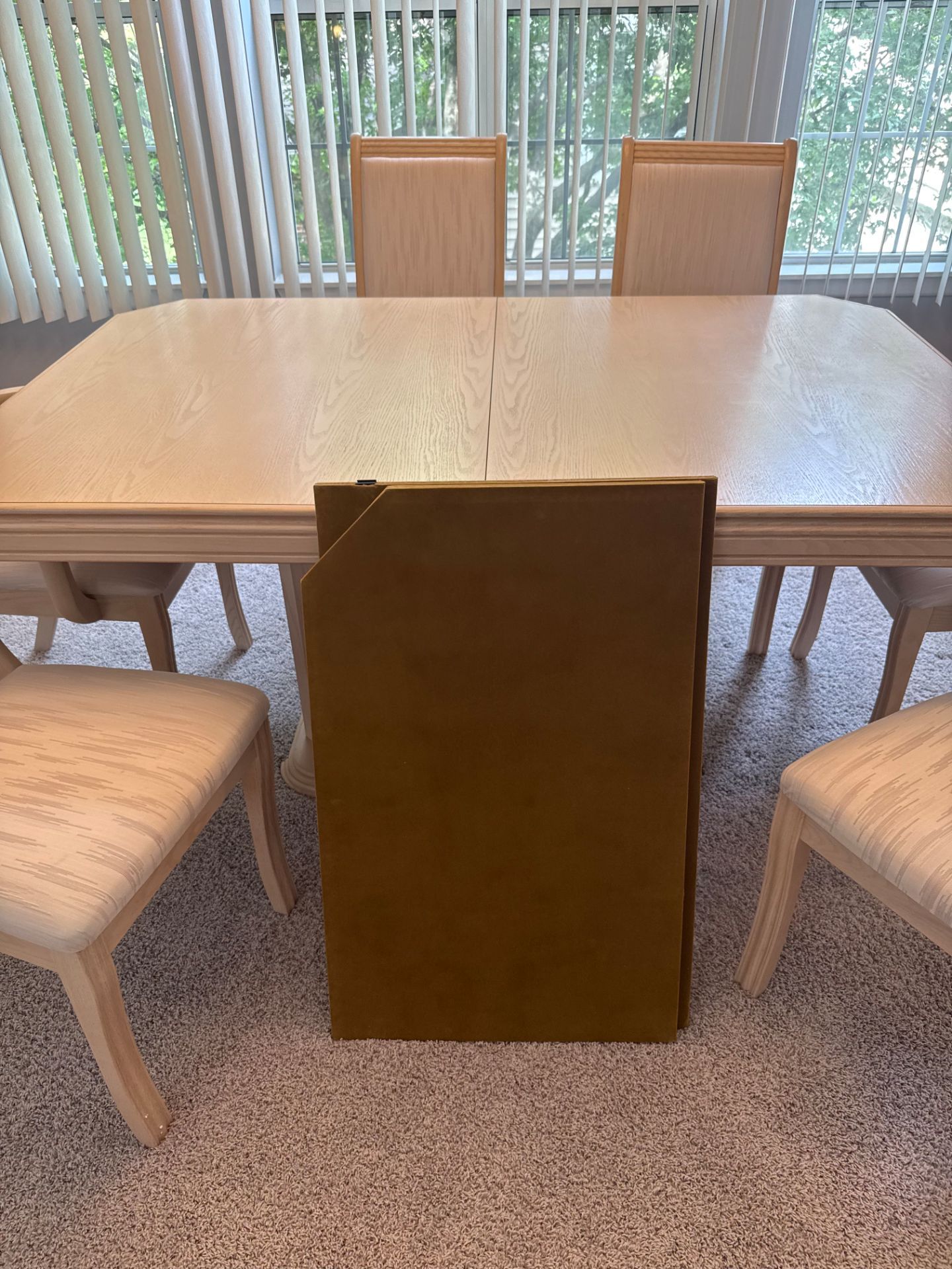 Dinning Room Table with Chairs Set