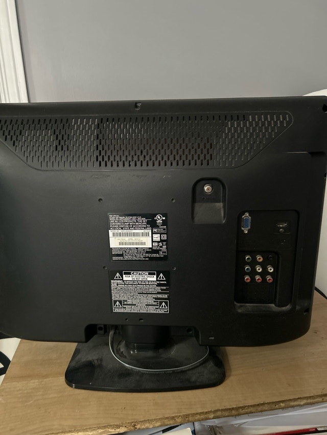 Philips 24-inch LCD Television - photo 3