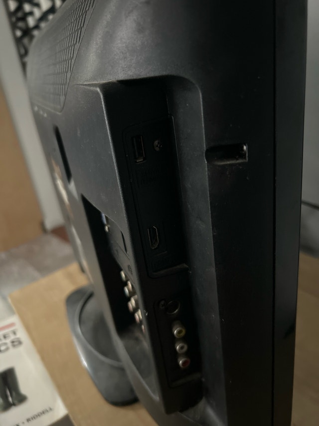 Philips 24-inch LCD Television - photo 4