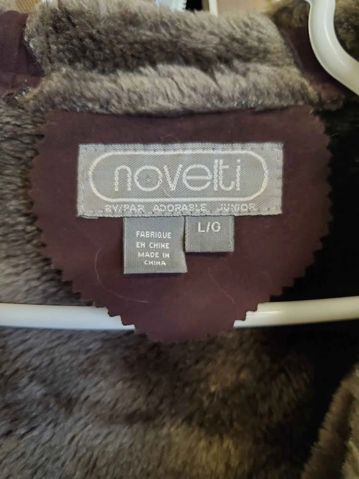 Beautiful Faux Shearling Coat size L - photo 3