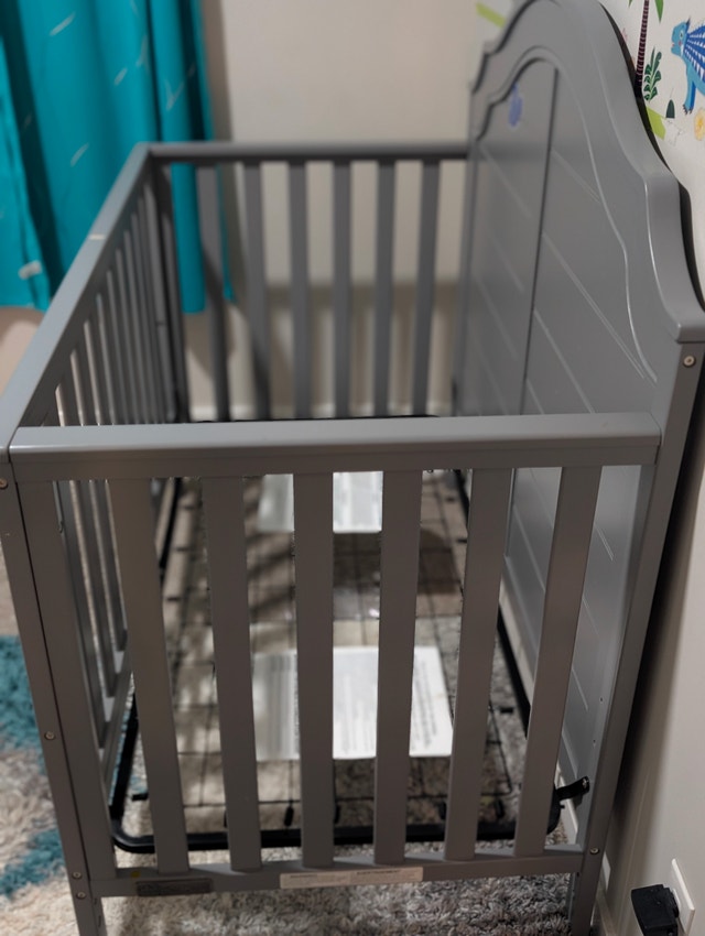 Grey Baby Crib - photo 4