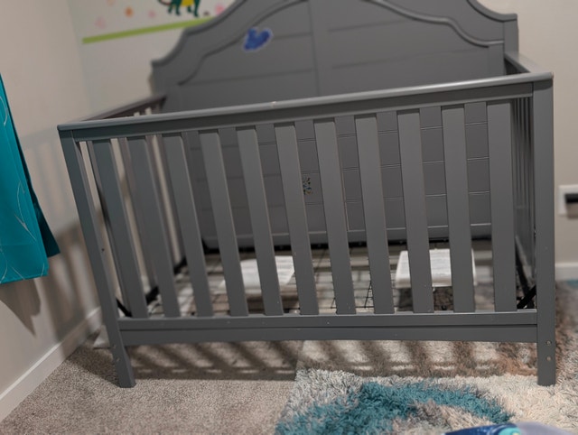 Grey Baby Crib - photo 5