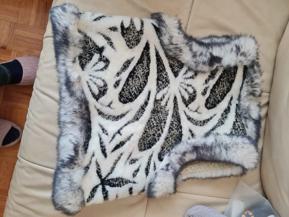 Sheep vest size 5 to 10 years old - photo 2