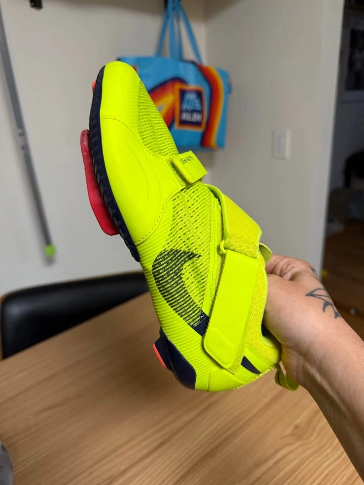 Nike Indoor Cycling Shoes - Womens Size 9 - photo 3